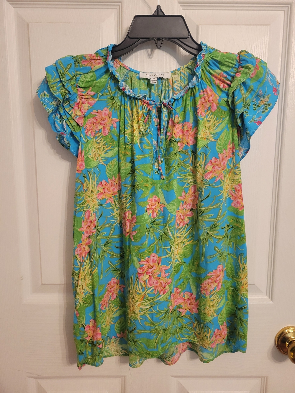 Rose & Olive Turquoise Floral Ruffle-Sleeve Blouse